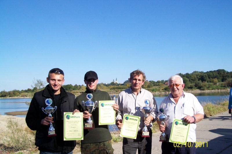 AMUR KOŃCZY SEZON  2011 R.